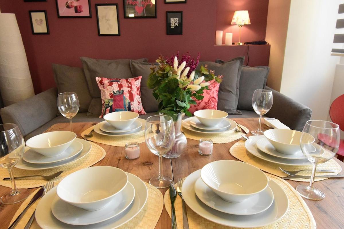 Stunning Seaview 2br Near Metro - Ym4